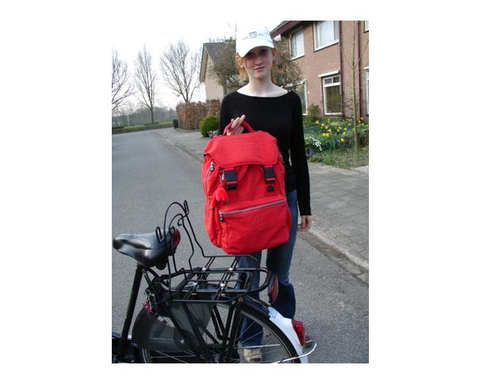 Steco monkey fietsdrager breder maken voor schooltas.